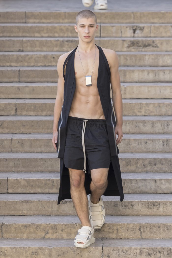 Collections cover rick owens men ss26 paris 0393