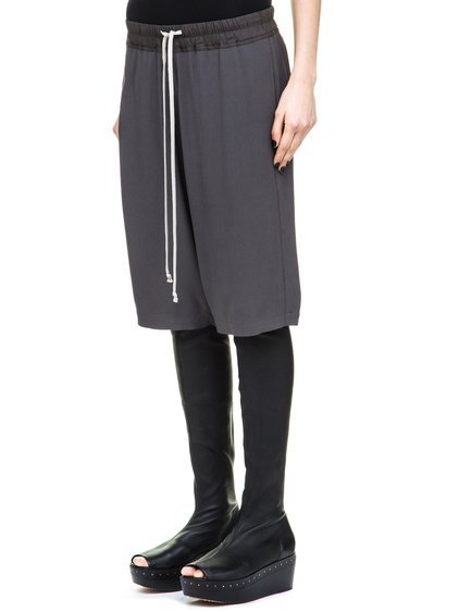 ショートパンツ RICK OWENS Women Shorts  Burmudas RP02D3301HY 78 GREY Gray Hollywood Dirt Cutoffs Denim Shorts by Rick Owens