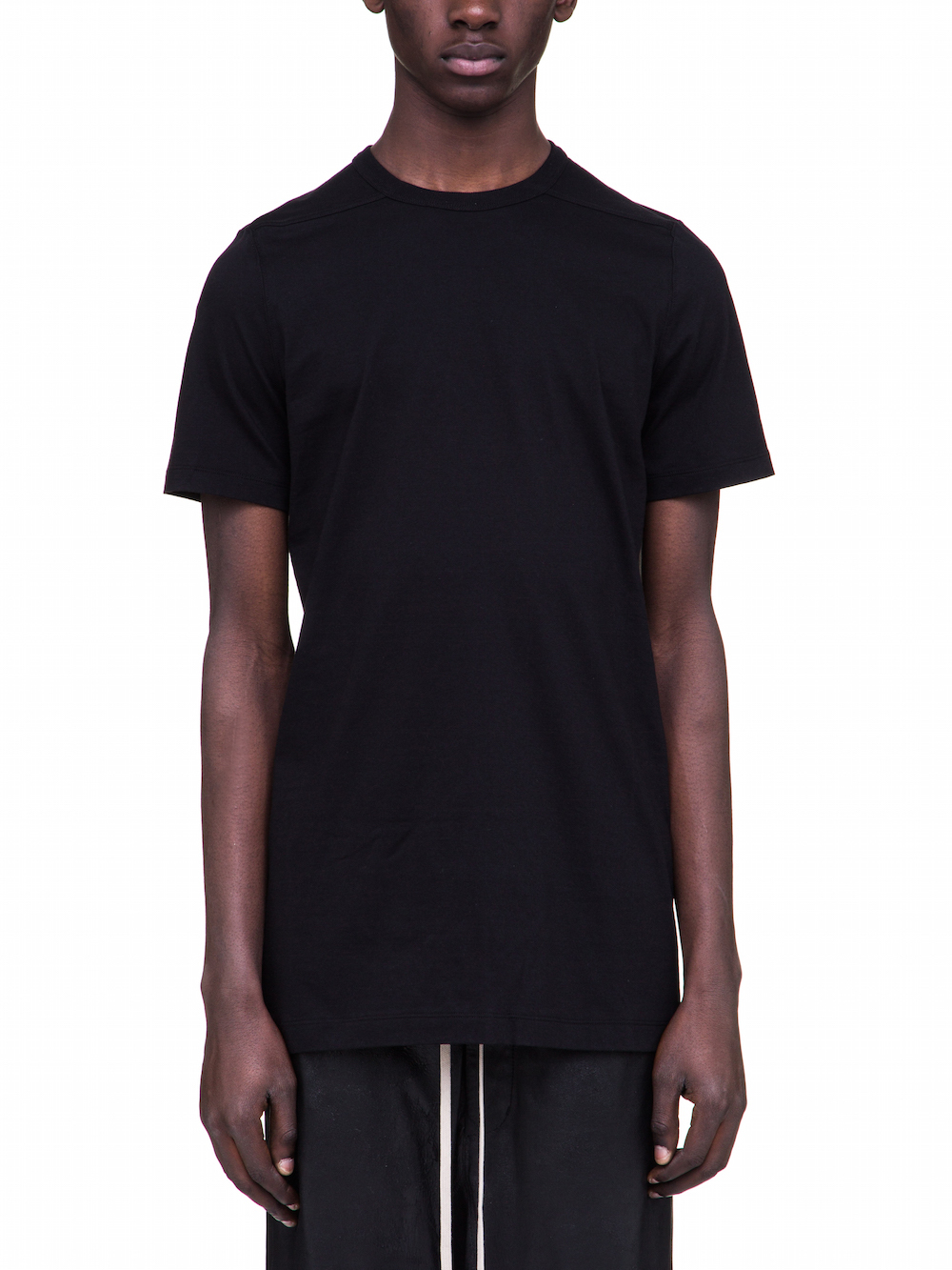 RICK OWENS LEVEL TEE IN BLACK COTTON