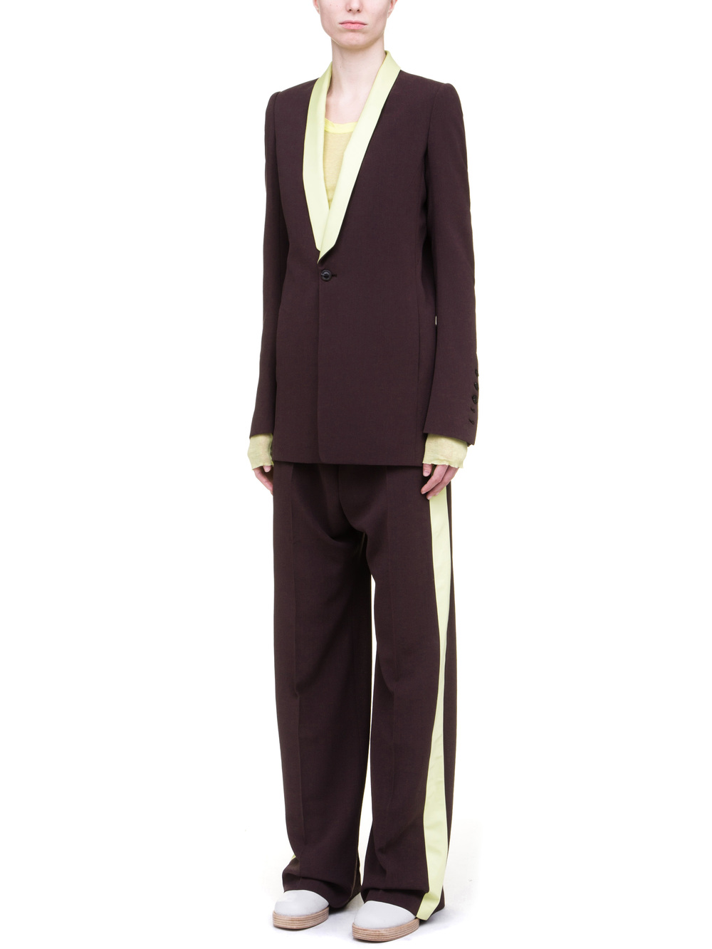 RICK OWENS TUSK BLAZER IN PURPLE CREPE WOOL FEATURES A YELLOW SHAWL LAPEL