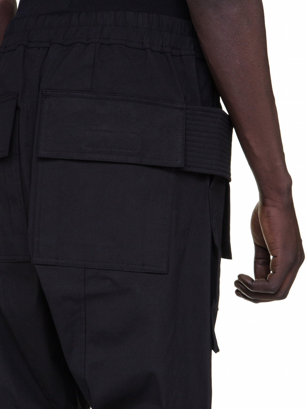 DRKSHDW FW18 SISYPHUS CREATCH CARGO PANTS IN BLACK