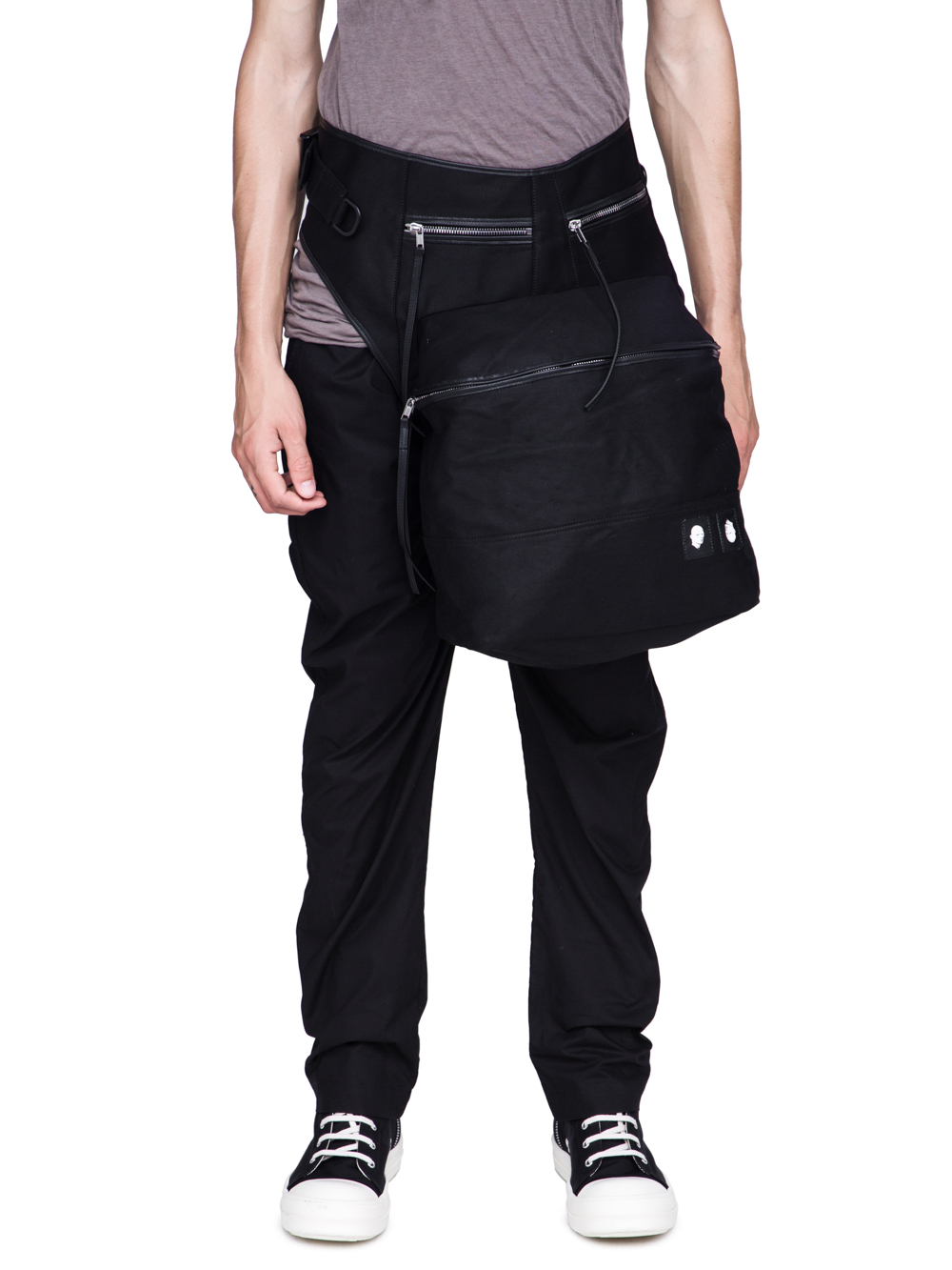 DRKSHDW FW18 SISYPHUS KANGAROO BAG IN BLACK