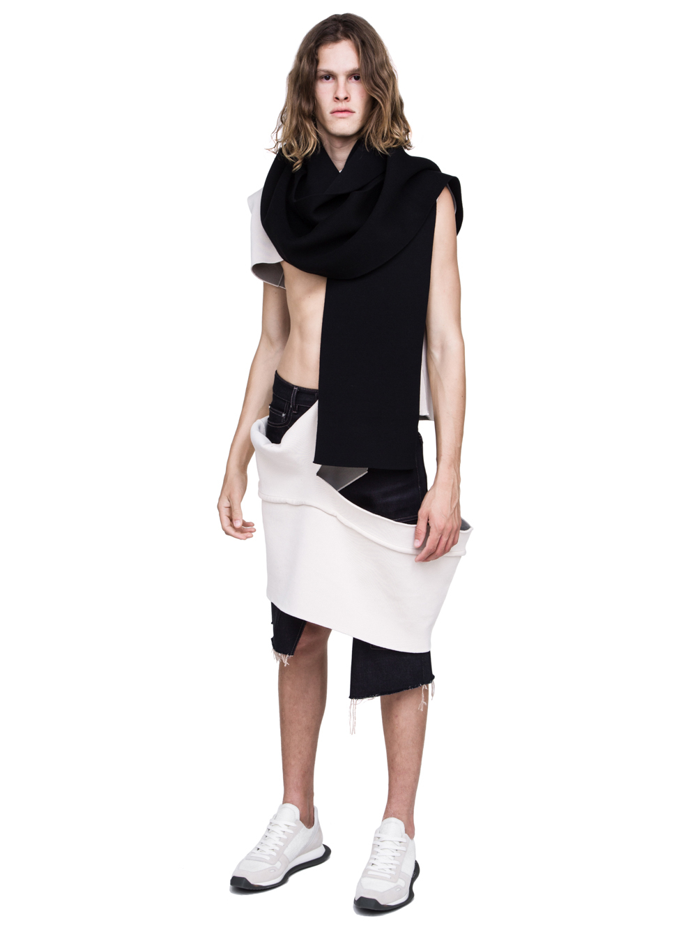 RICK OWENS SCARF IN BLACK SCULPTURE KNIT