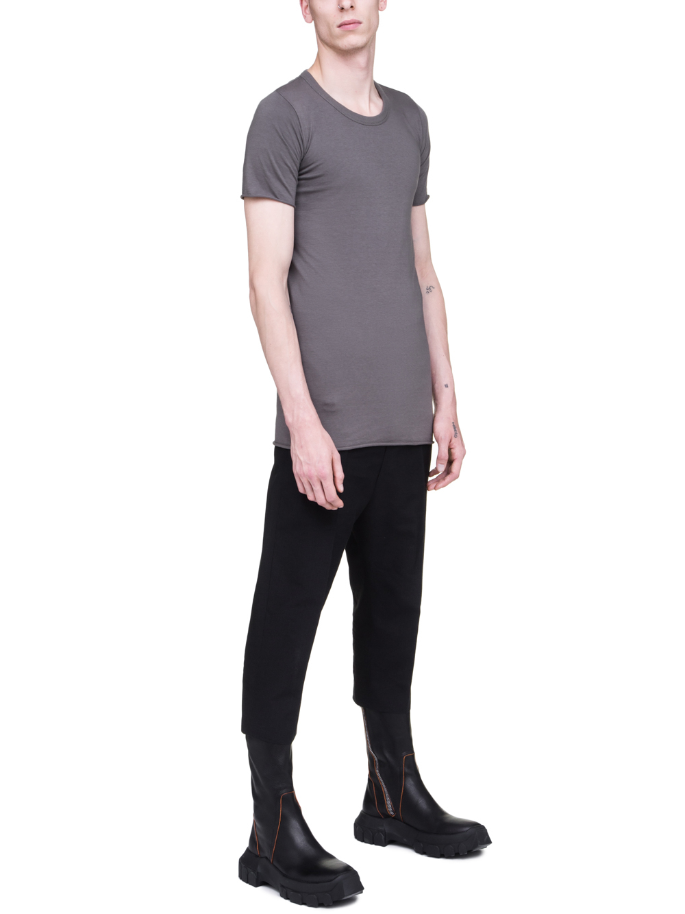 RICK OWENS SS19 BABEL BASIC SHORTSLEEVE TEE IN DUST GREY COTTON