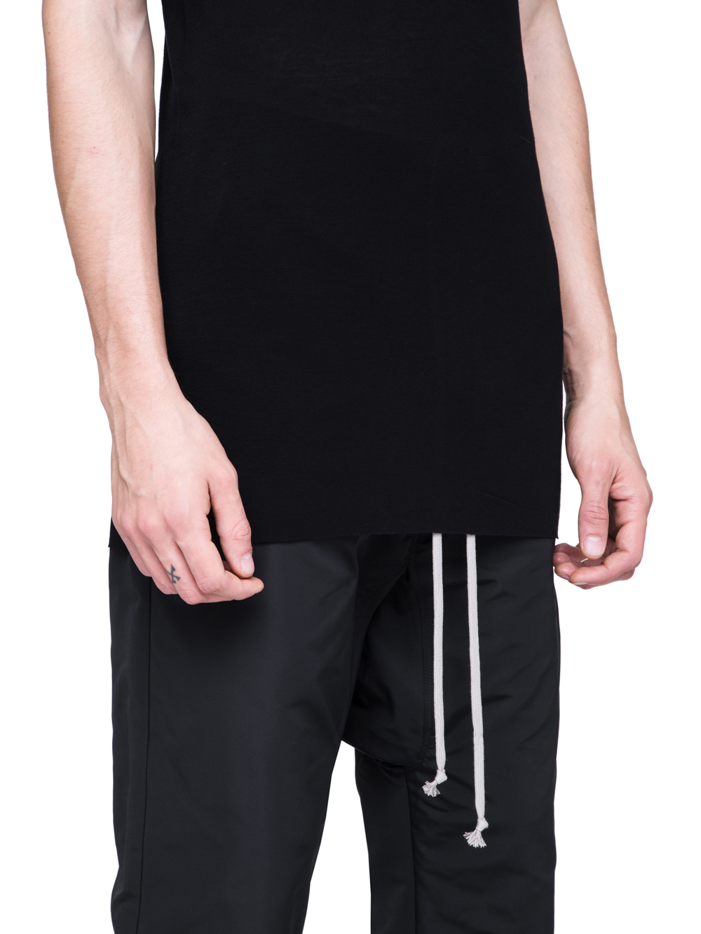 RICK OWENS SS19 BABEL BASIC SHORTSLEEVE TEE IN BLACK VISCOSE SILK