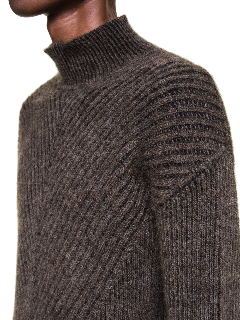 RU19F4661KFI 0904 image